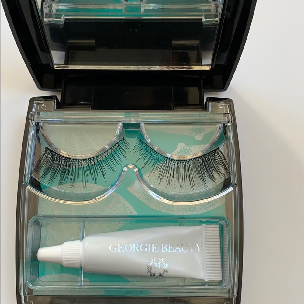 Winks by Georgie No. 2